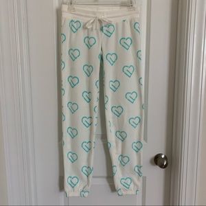 NWT Live Love Dream Aeropostale Y2K White Fuzzy Patterned Pajama Pants, XXS